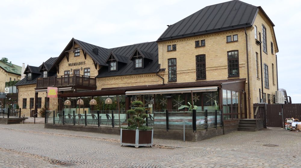 Fönster på Pepe's Bodega